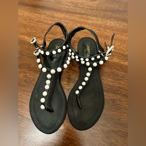 Chanel size 38 pearl sandal